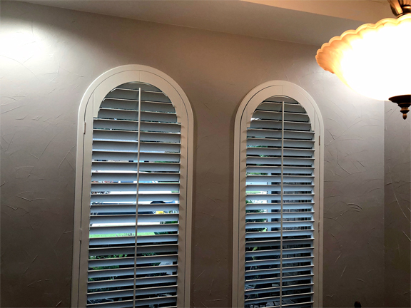 Renassiance Blinds offers affordable real wood blinds. Real Wood Blinds, Custom Windows Covering, Wood Window Blinds, Call now (817) 307-1707